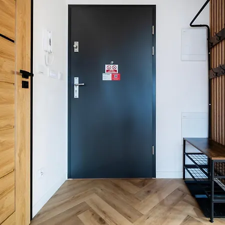Wolowa Modern By Bookinghost Apartman
